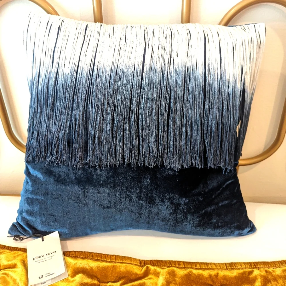 NWT WEST ELM Lush Velvet Tassel Fringe Pillow Cover & Insert
